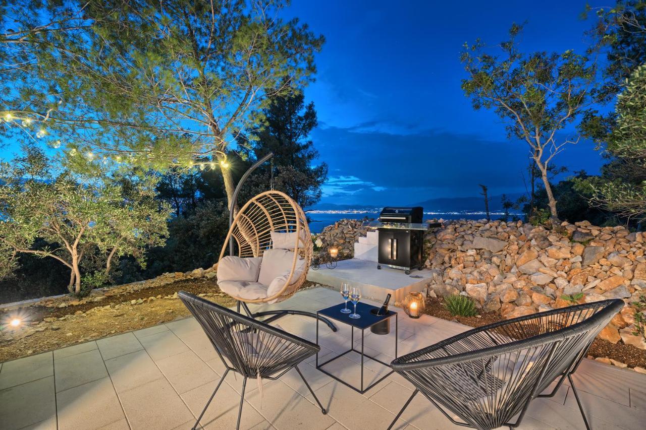Holiday House Sunset Haven Estate Sutivan ภายนอก รูปภาพ